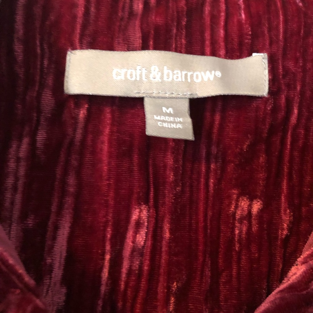 Red Crushed Velvet Button Up Jacket With Chest Pockets by Croft & Barrow SZ Med - Picture 3 of 7